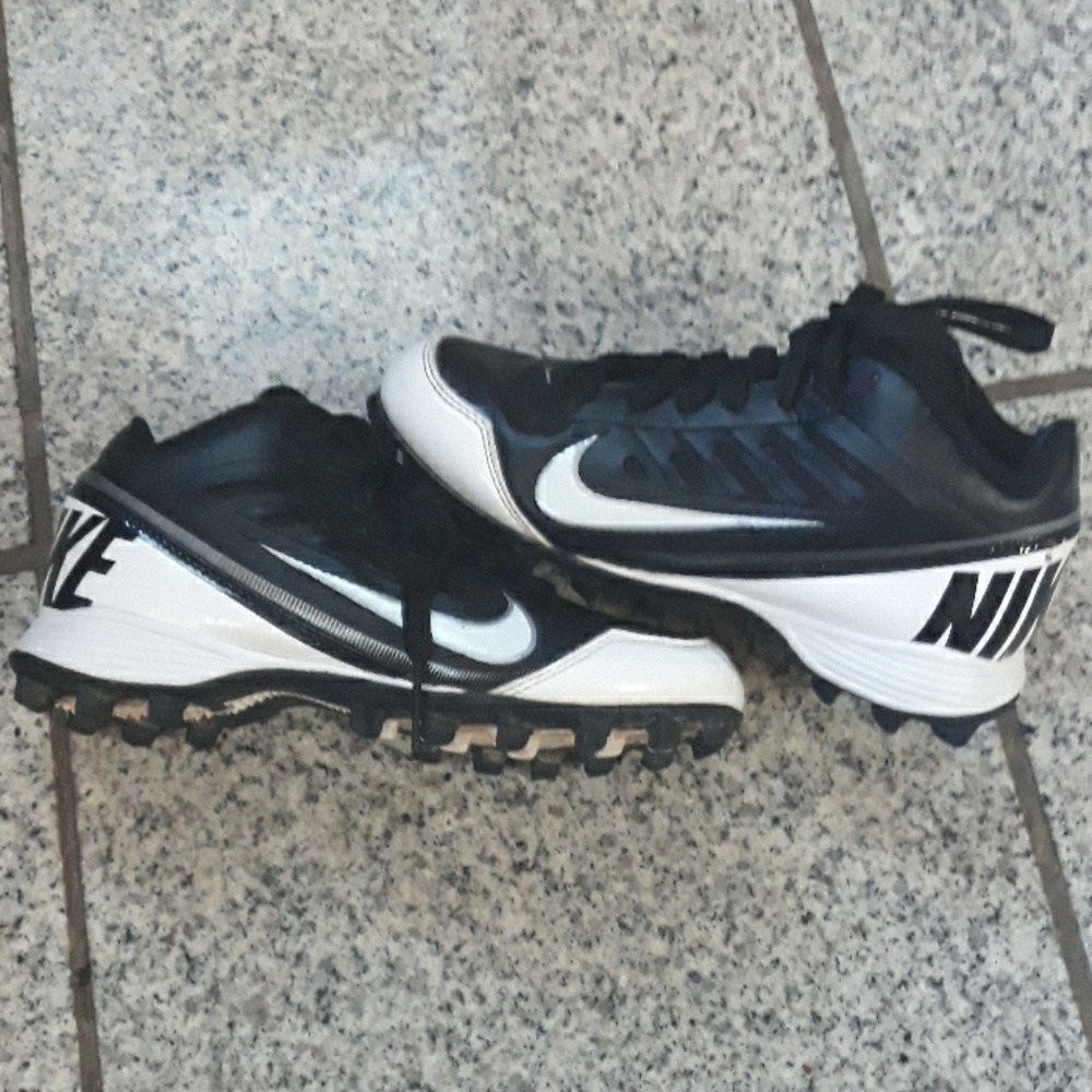 Boys Nike cleats